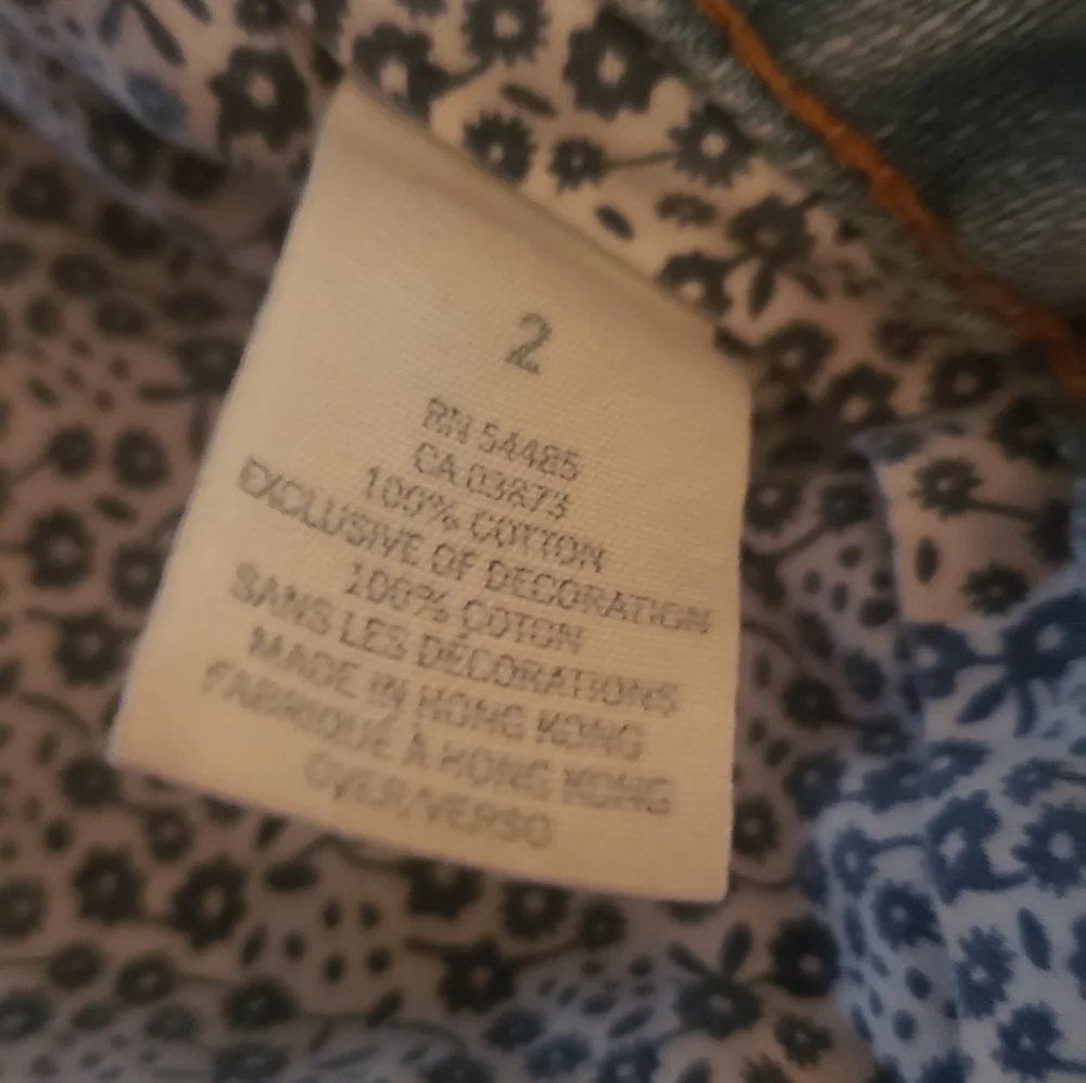 3/$10 American Eagle junior distressed stone washed denim shorts - Picture 5 of 5